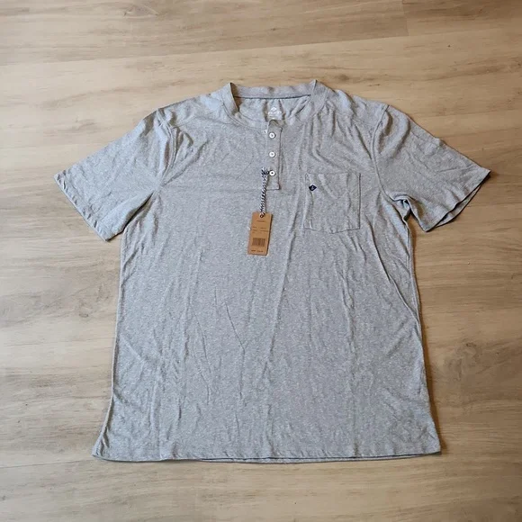 Sperry Pocket T-Shirt Size XL NWT - Picture 1 of 8